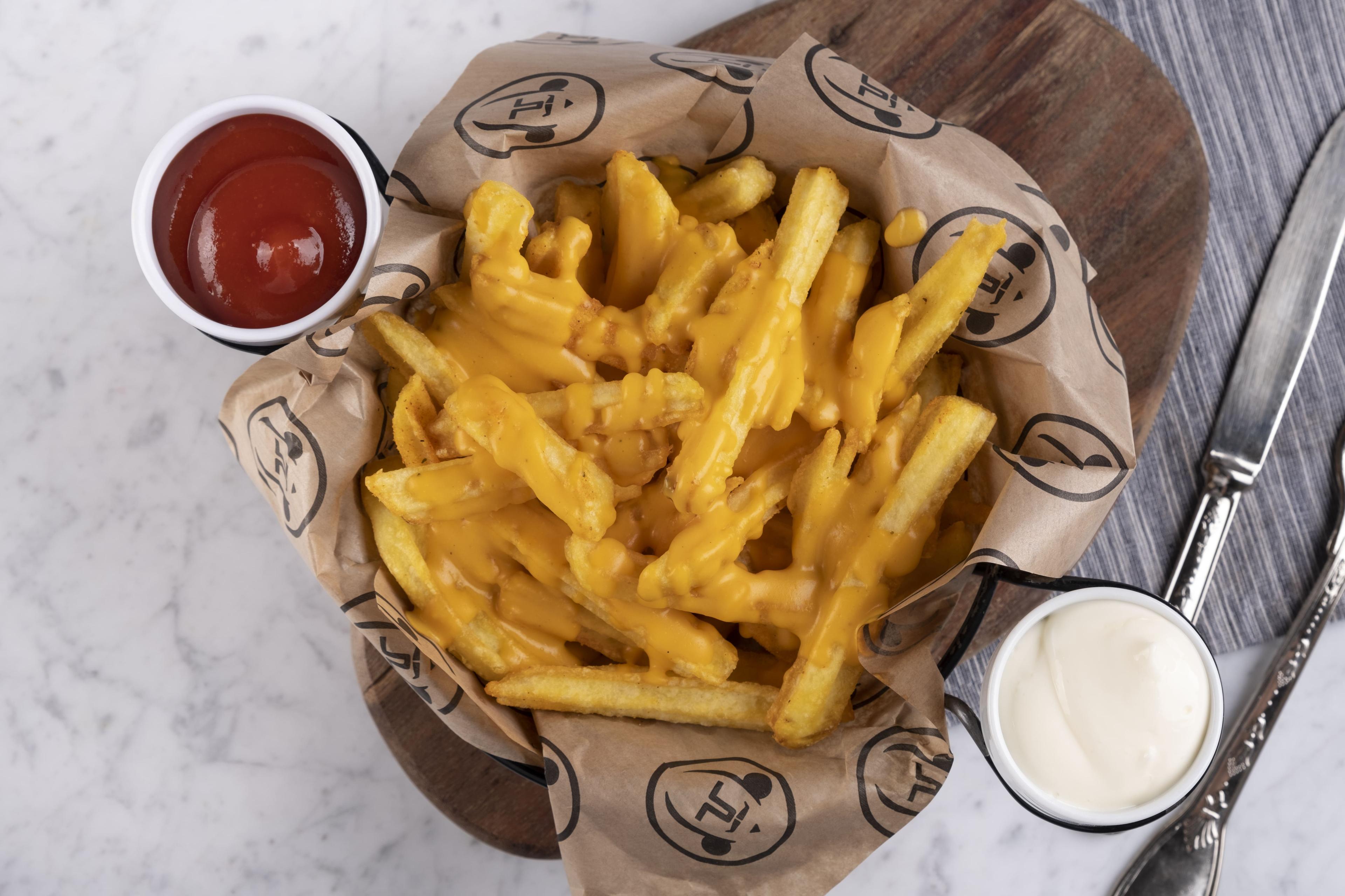 French fries with cheddar cheese